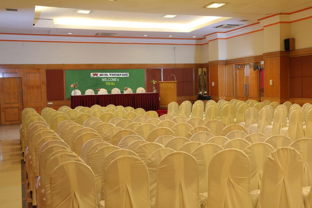 Hotel Western Gatz Тени Екстериор снимка