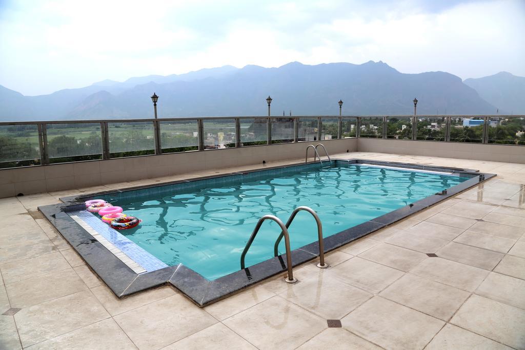 Hotel Western Gatz Тени Екстериор снимка